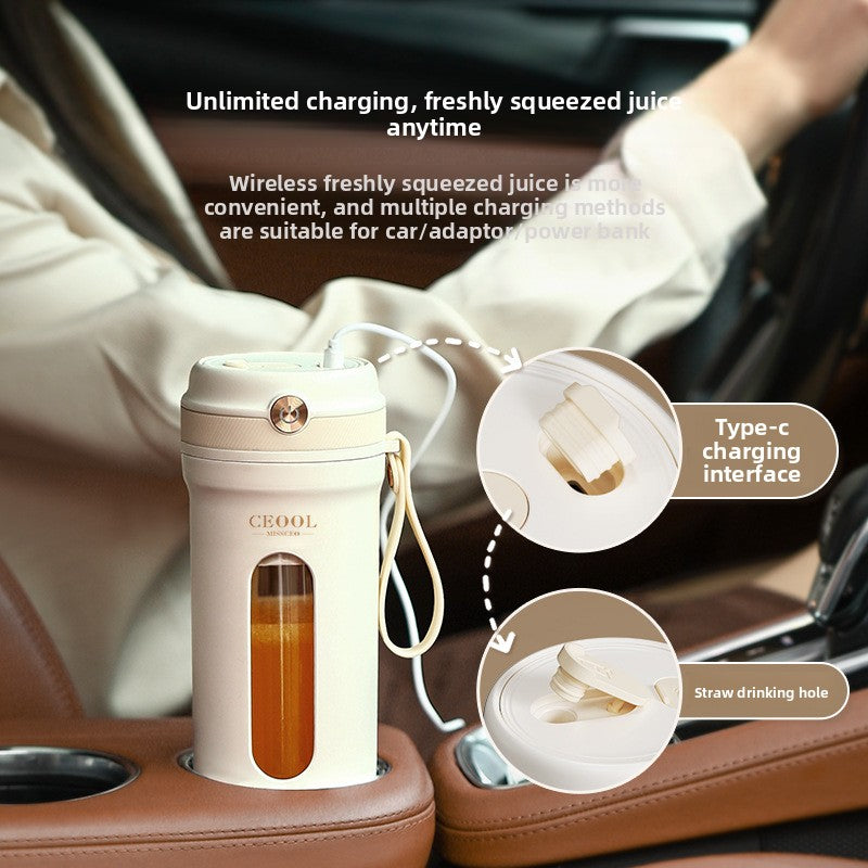 Portable juicing cup