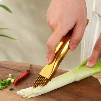Portable and lightweight scallion slicer