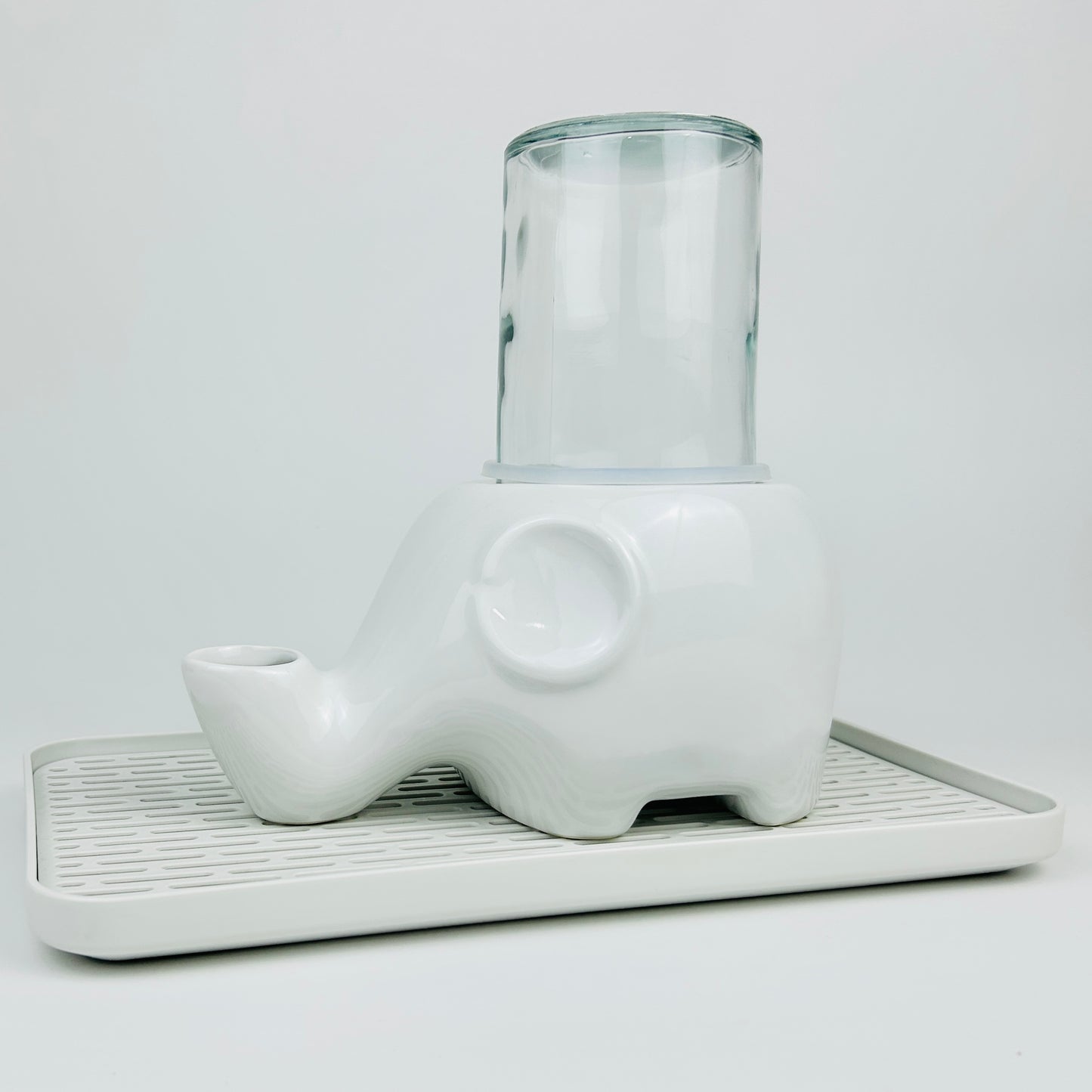 Automatic drinking fountain