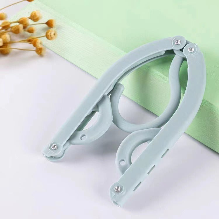 Foldable Non-Slip Clothes Hanger