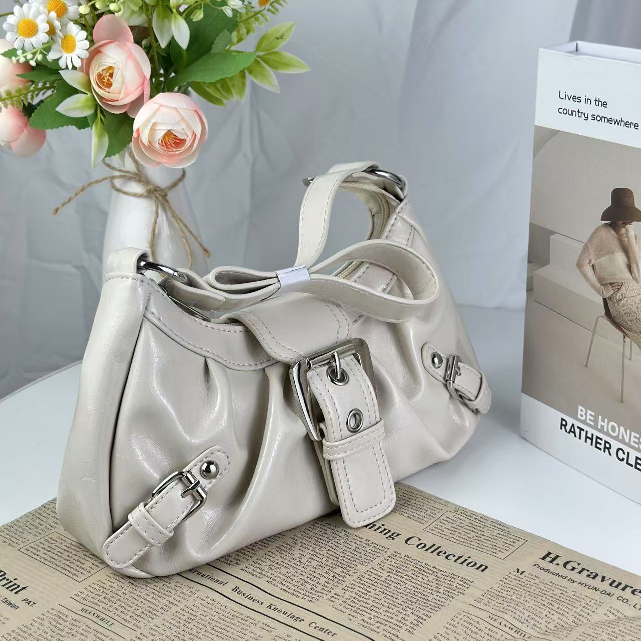 Retro Two-Tone Leather Shoulder Bag