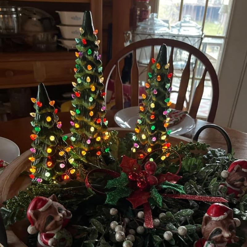 Retro Hand-Painted Desktop Christmas Tree, Ceramic Christmas Tree, Lighting Up, Desktop Christmas Tree and Lights, Perfect Desktop Family Holiday Decoration (3 AA Batteries Need to Be Prepared by Yourself)