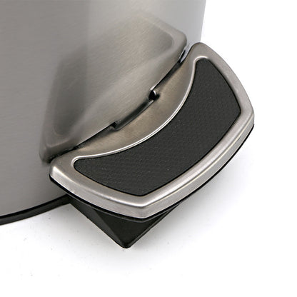 Round trash can with lid