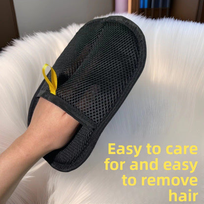Static electricity hair removal gloves