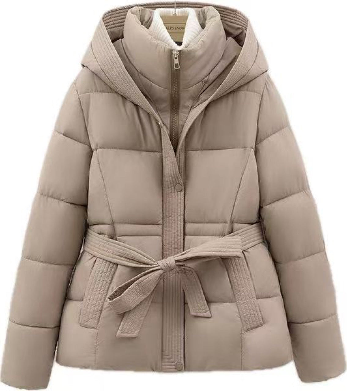 Short, form-fitting and warm coat