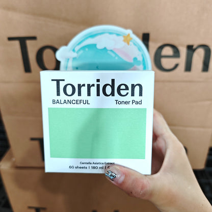 Hydrating facial pads