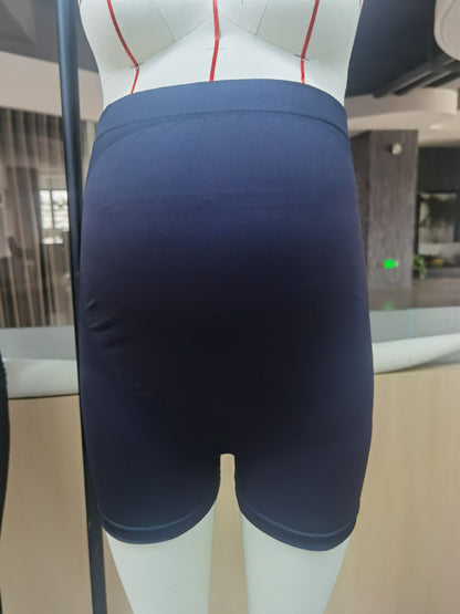 Pregnant woman's maternity panty