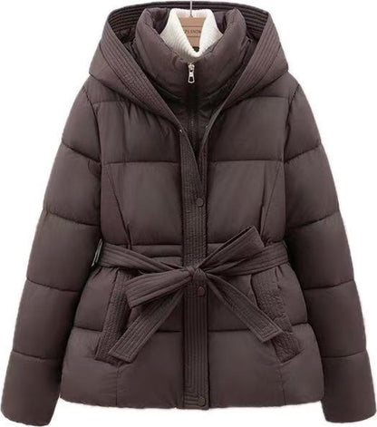 Short, form-fitting and warm coat