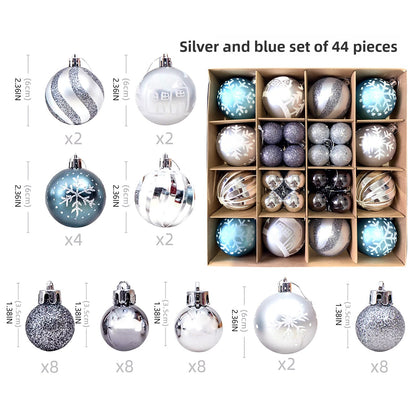 Spherical Christmas decorations Christmas tree