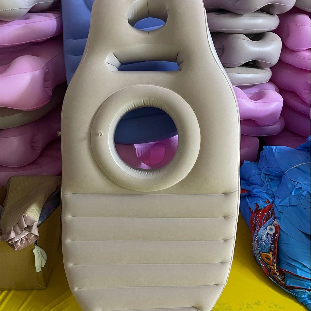 Inflatable maternity pad for prone sleeping mattress