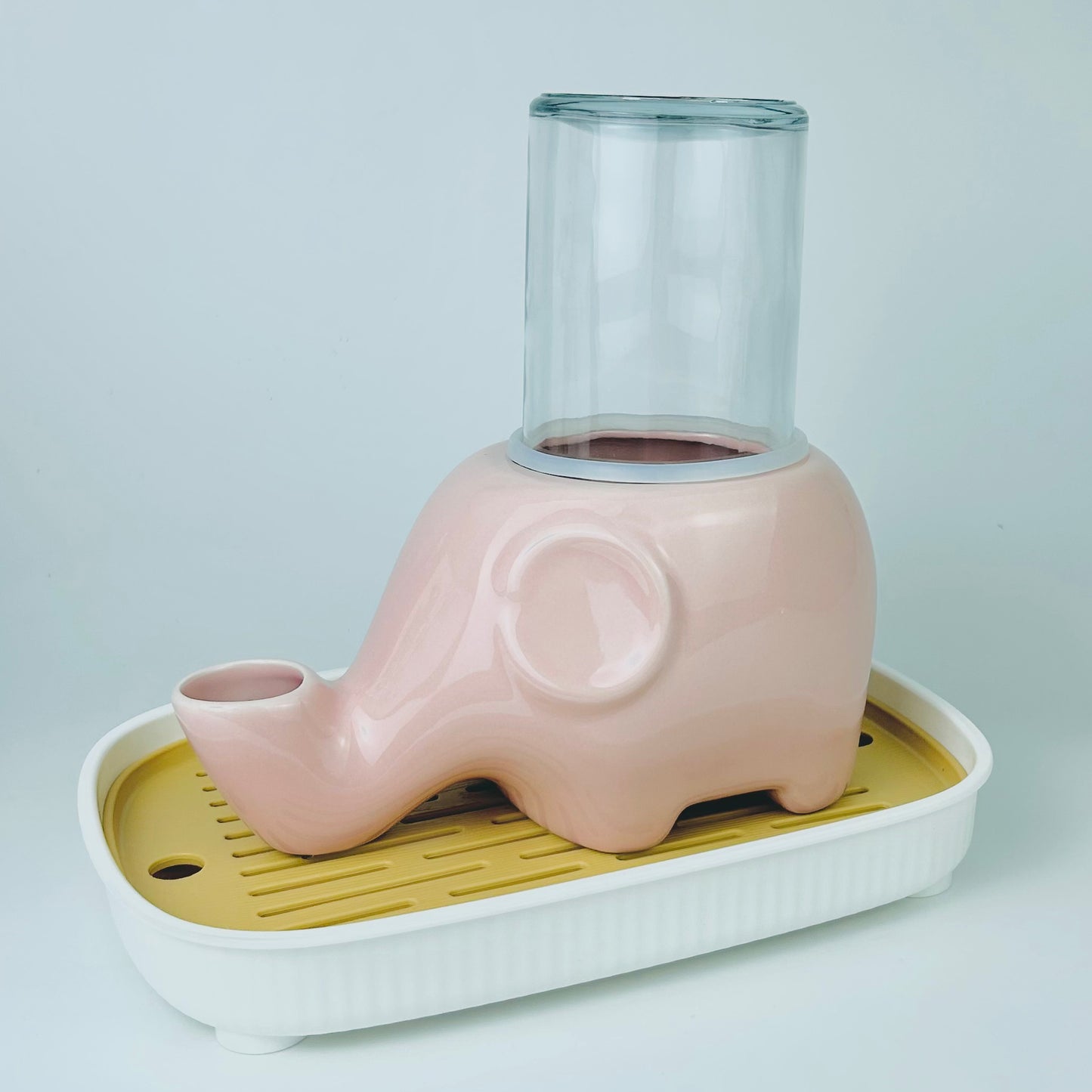 Automatic drinking fountain
